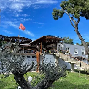 https://divjaka-resort-divjake.albaniahotels.org